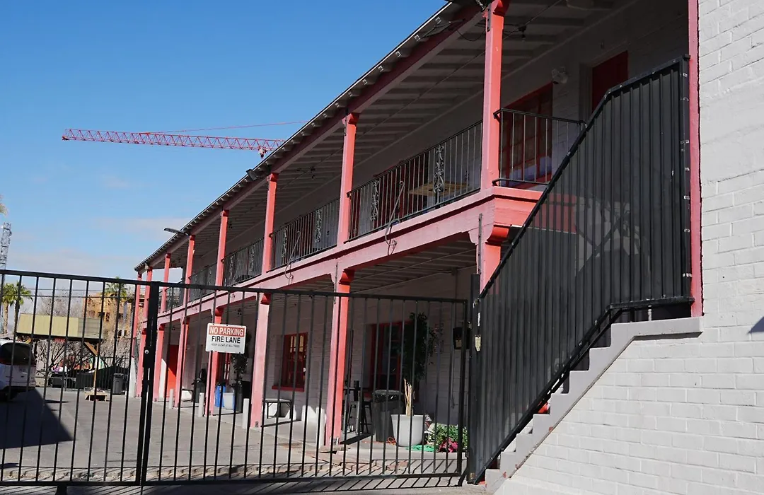Sin City Hostel-1